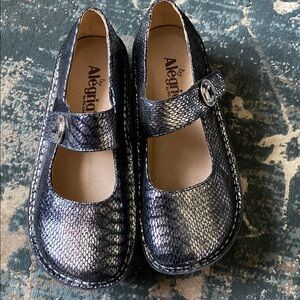Alegria Paloma Mary Janes “Pewter Charmer” snakeskin-embossed leather finish